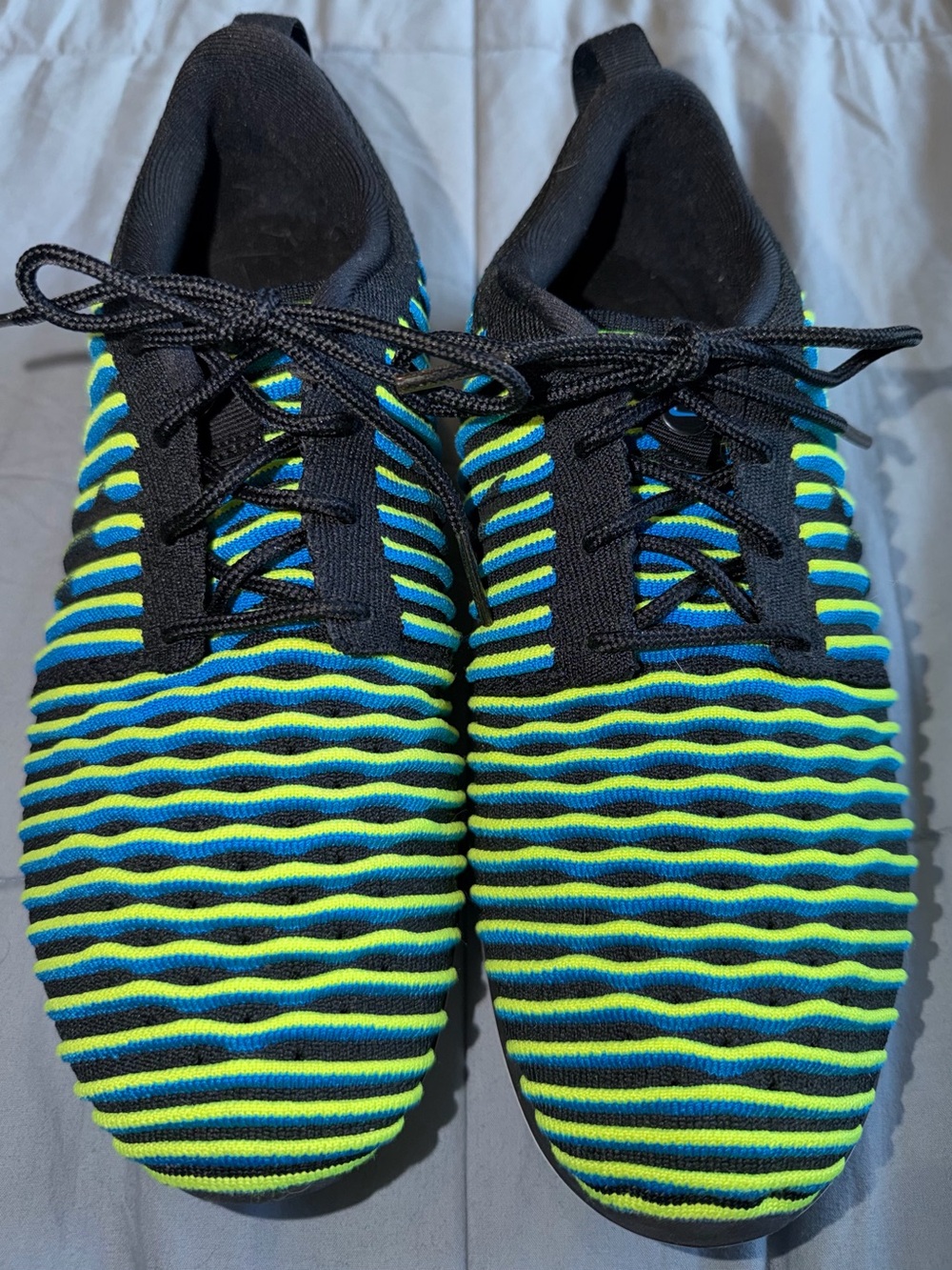Nike Roshe Two Flyknit Athletic Shoes